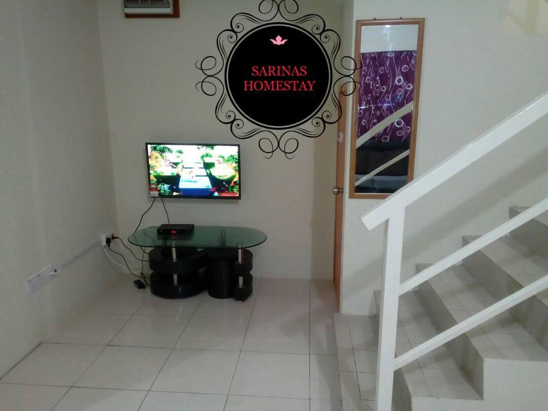 Sarinas Homestay Semporna Buitenkant foto