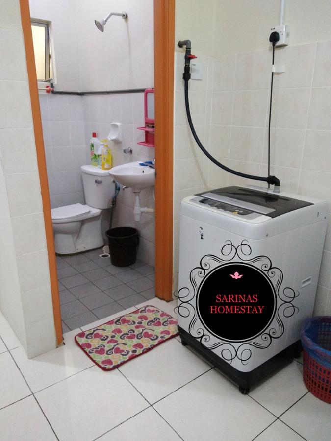 Sarinas Homestay Semporna Buitenkant foto